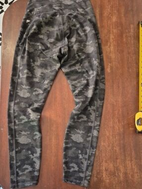 Fabletics Camo Leggings - Black & Gray